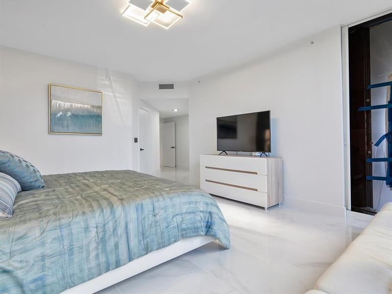 3100 N Ocean Boulevard, Unit 601, Fort Lauderdale, FL 33308 Photo