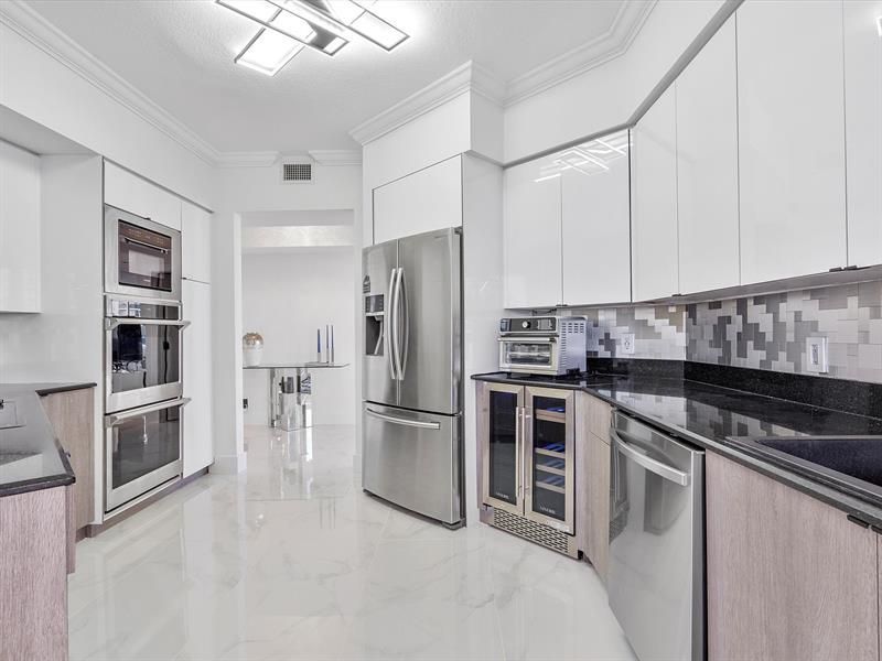 3100 N Ocean Boulevard, Unit 601, Fort Lauderdale, FL 33308 Photo