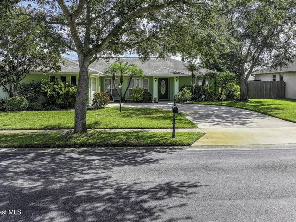 3083 Forest Creek Drive, Melbourne, FL 32901