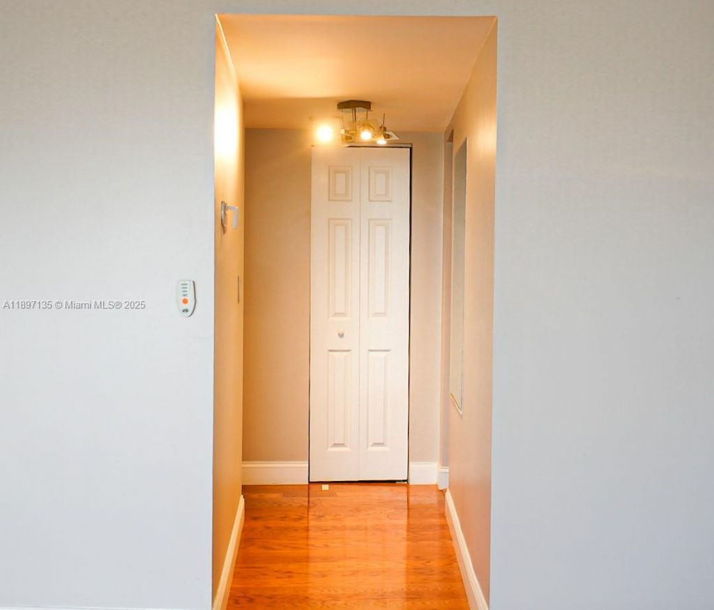 100 Golden Isles Dr, Unit 10, Hallandale Beach, FL 33009 Photo