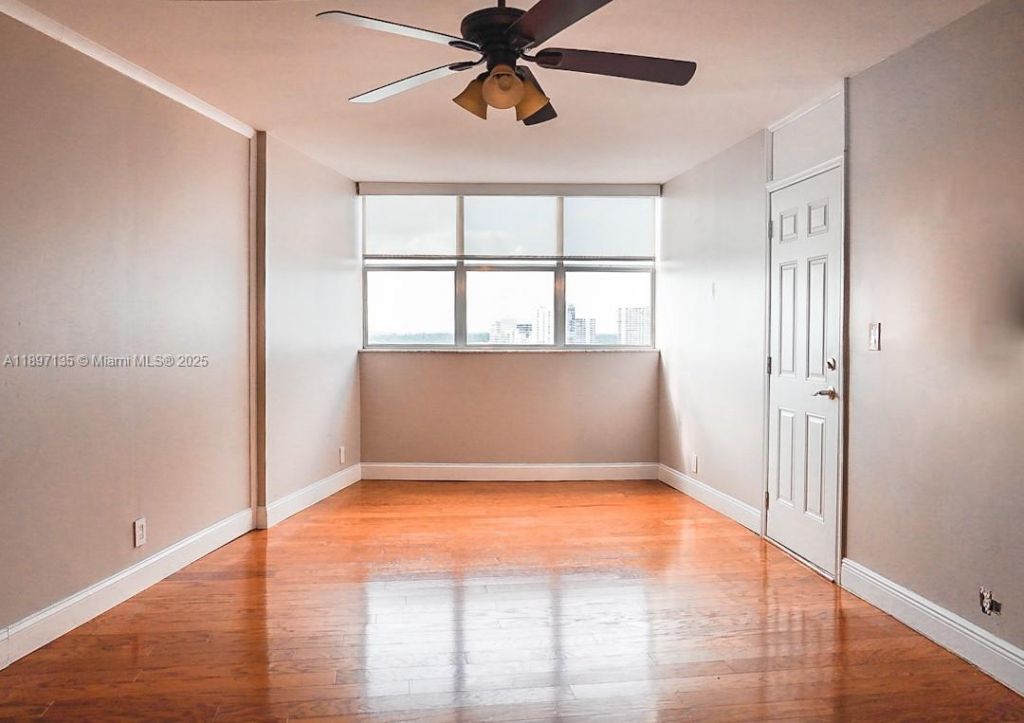 100 Golden Isles Dr, Unit 10, Hallandale Beach, FL 33009 Photo