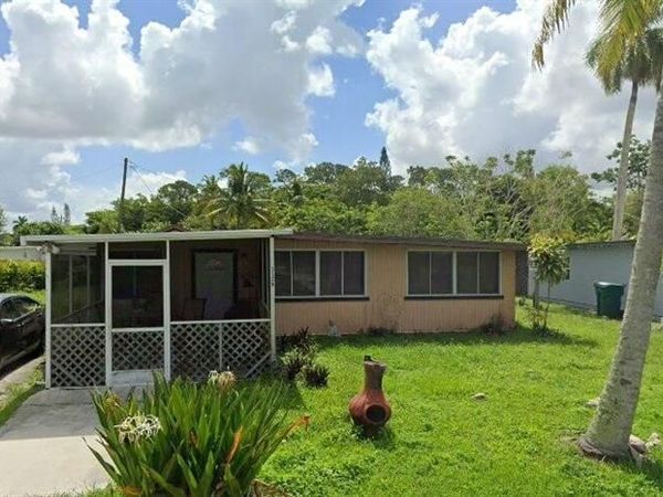 3329 Guilford CT, NAPLES, FL 34112