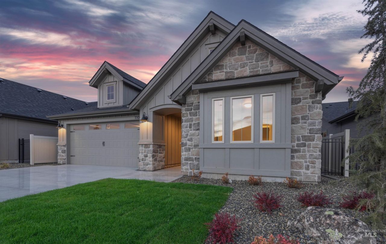 1106 E Rockhurst Ln, Eagle, ID 83616 Main Photo