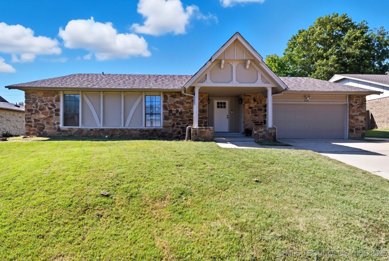 8626 S 65th East Place, Tulsa, OK 74133 Main Photo