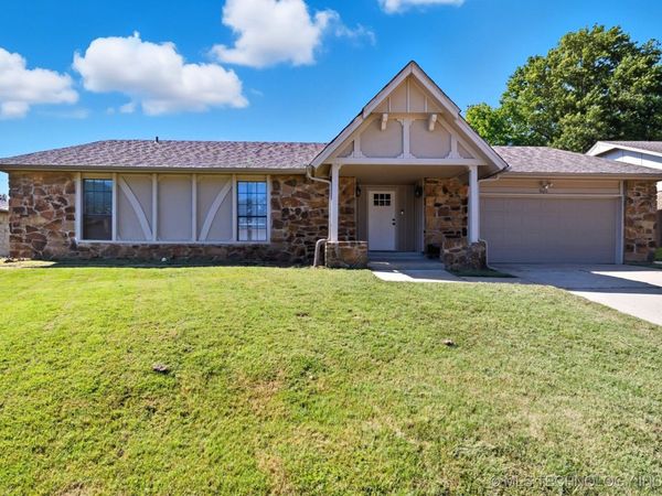 8626 S 65th East Place, Tulsa, OK 74133