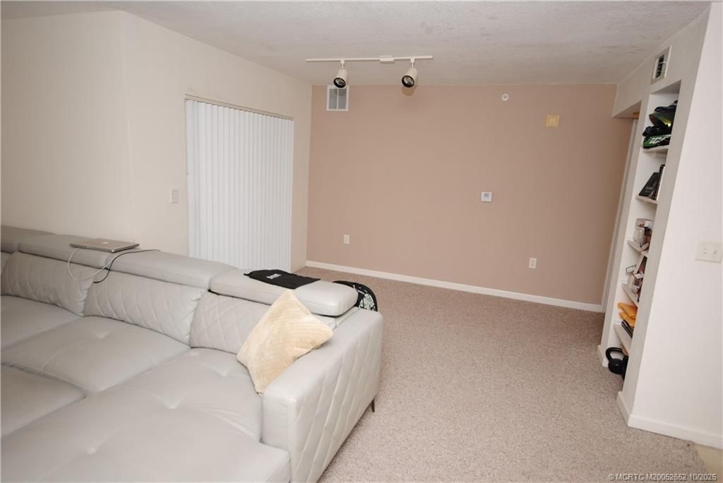 251 SW Palm Drive, Unit 203, Port Saint Lucie, FL 34986 Photo