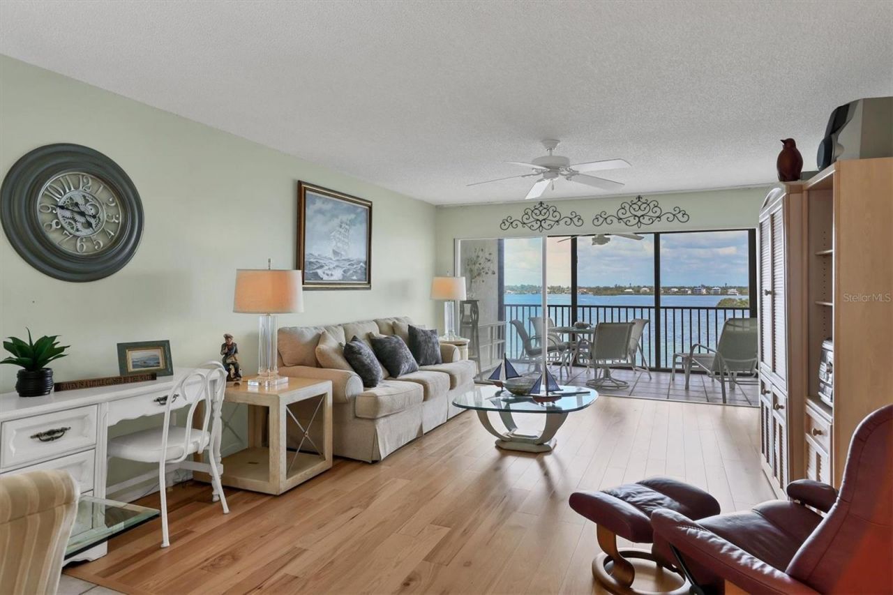 9011 Midnight Pass Road, Unit 426, Sarasota, FL 34242 Photo