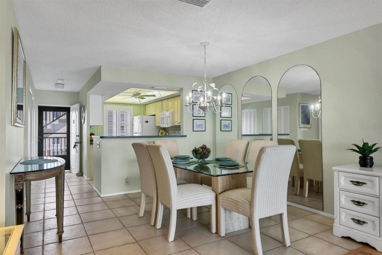 9011 Midnight Pass Road, Unit 426, Sarasota, FL 34242 Photo