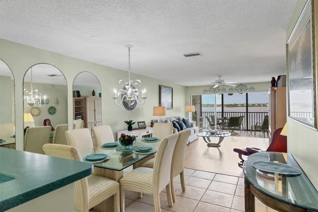 9011 Midnight Pass Road, Unit 426, Sarasota, FL 34242 Photo