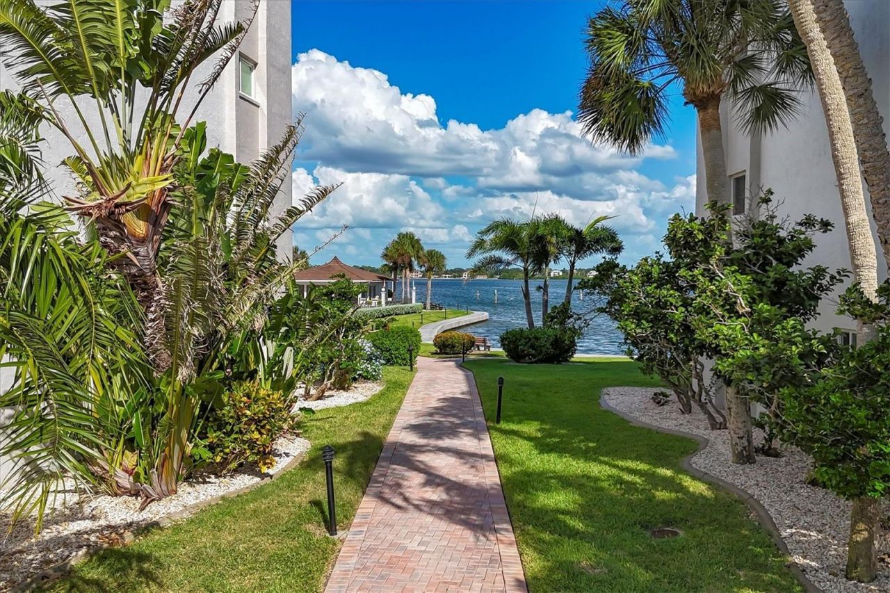 9011 Midnight Pass Road, Unit 426, Sarasota, FL 34242 Photo