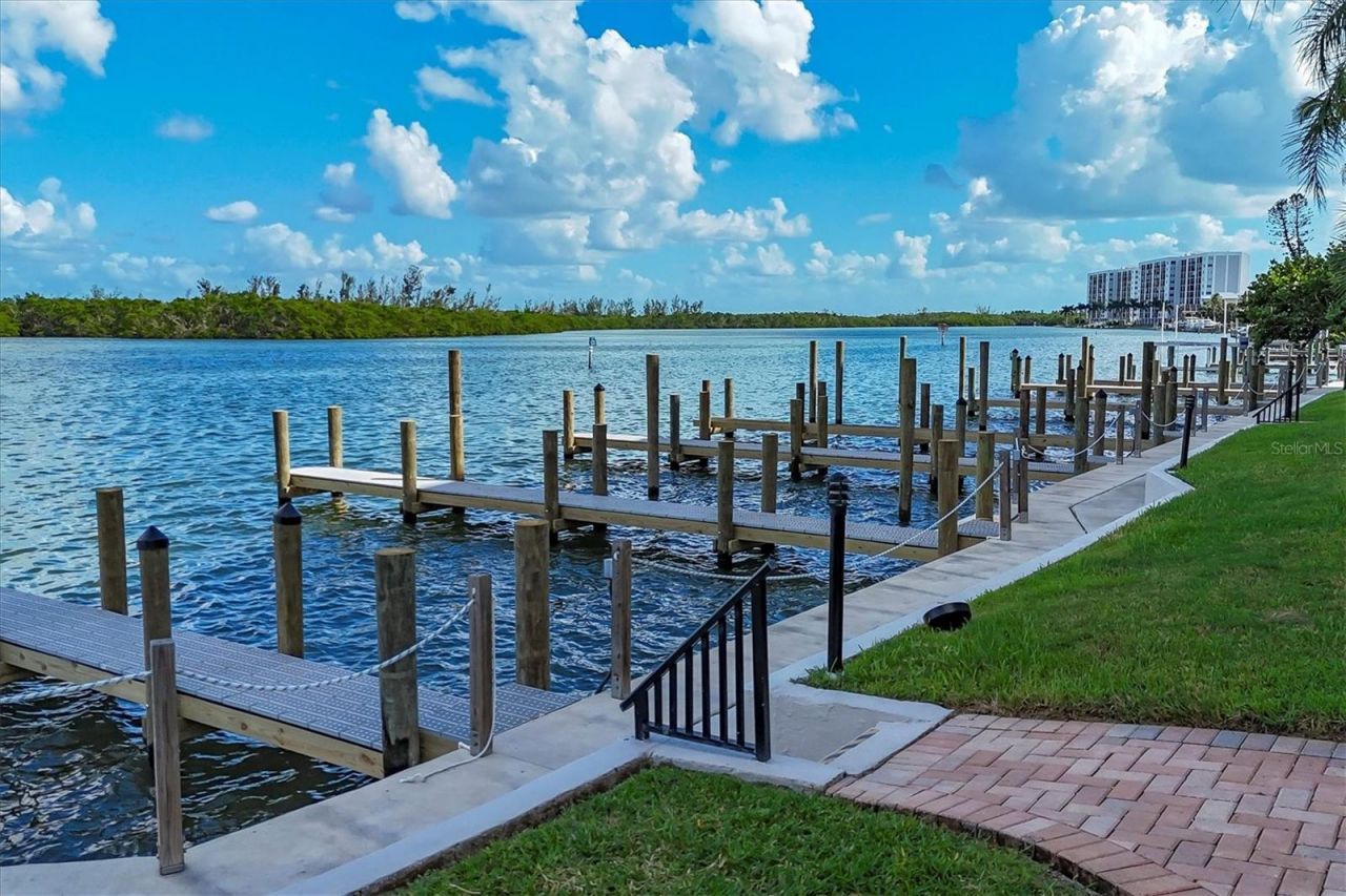 9011 Midnight Pass Road, Unit 426, Sarasota, FL 34242 Photo