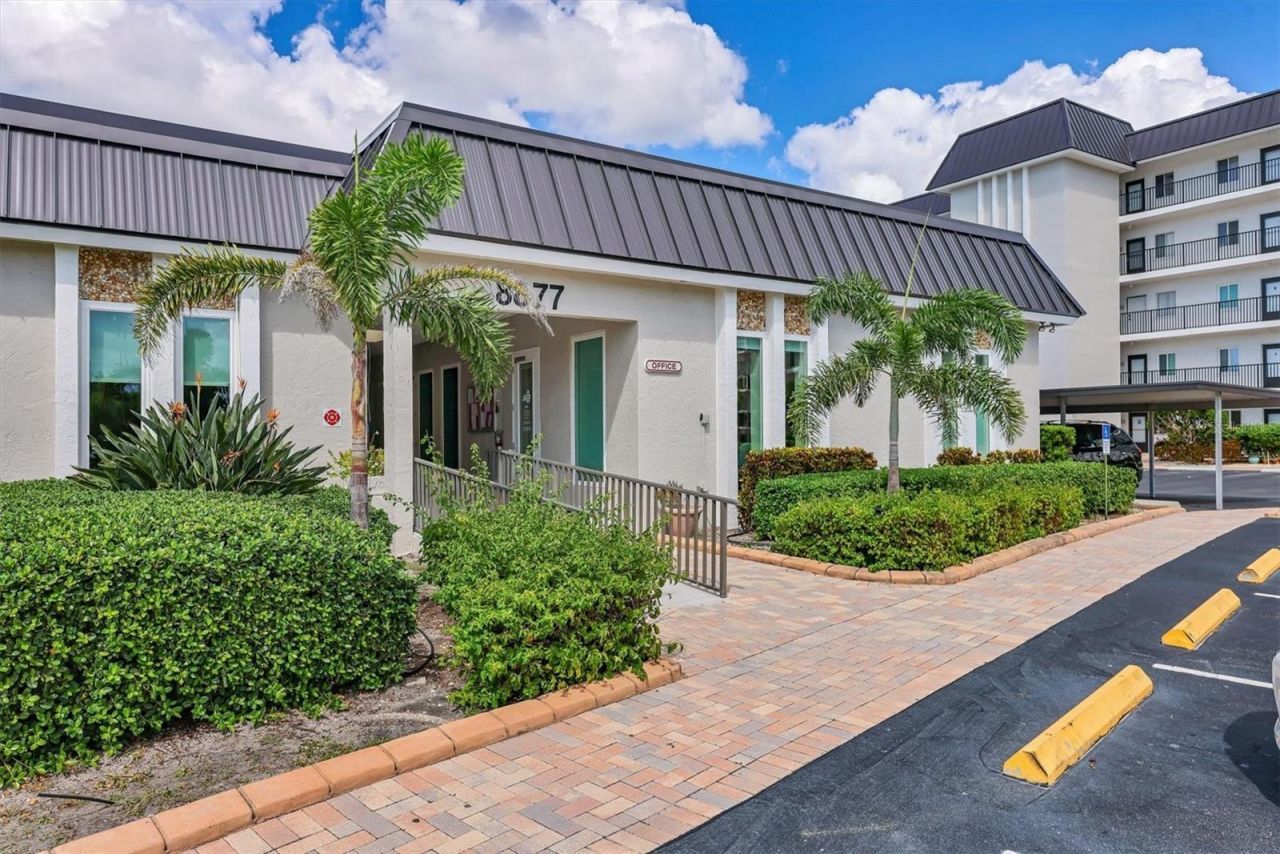 9011 Midnight Pass Road, Unit 426, Sarasota, FL 34242 Photo