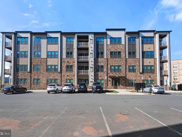 46270 MOUNT ALLEN TERRACE, Unit 303, STERLING, VA 20164