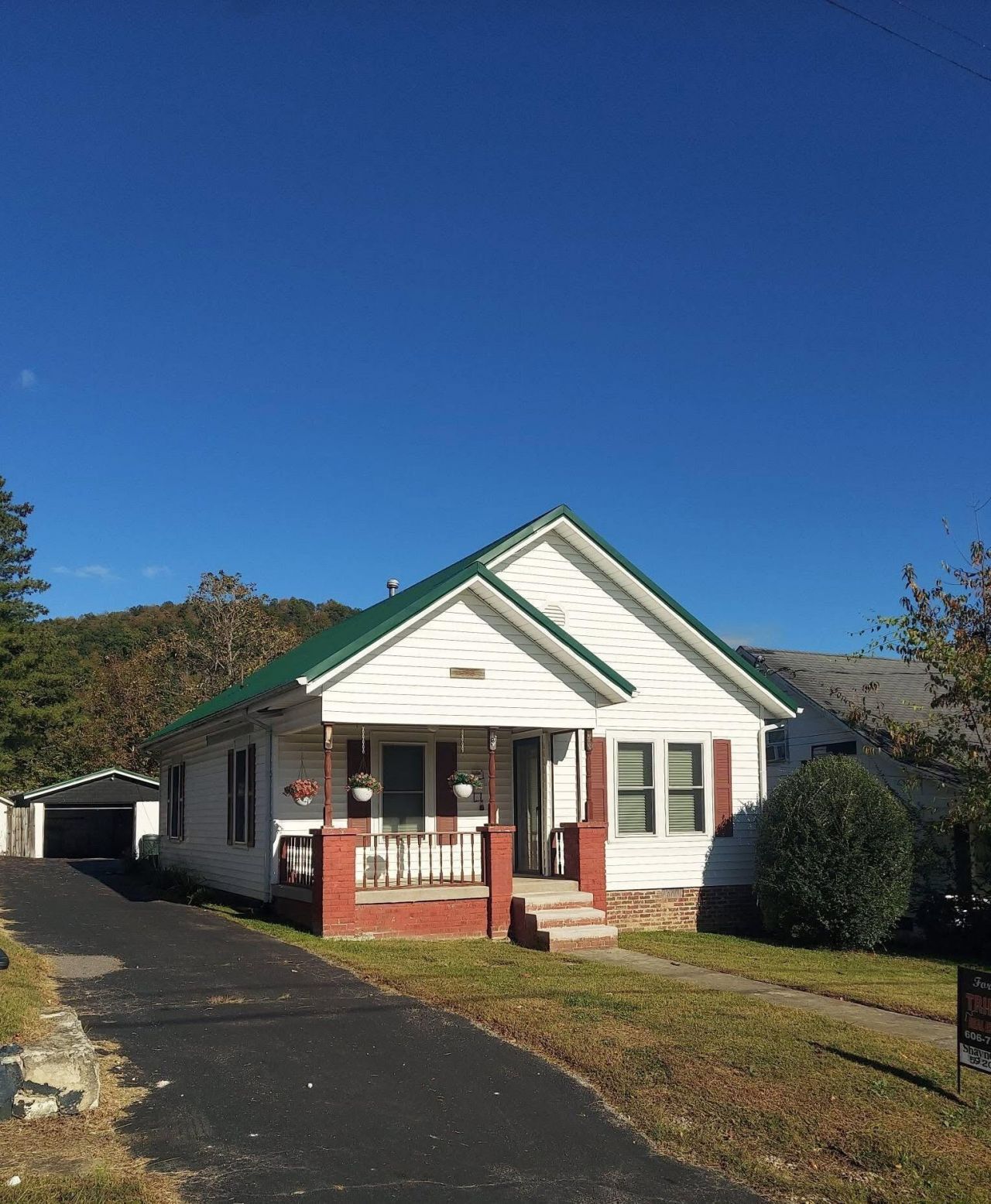 535 Cantrill Street, Irvine, KY 40336 Main Photo