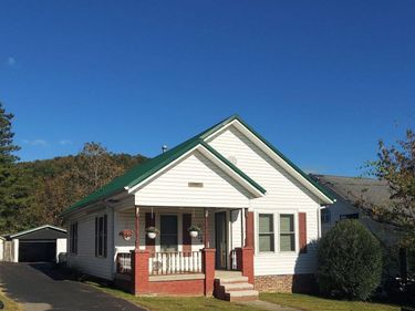 535 Cantrill Street, Irvine, KY 40336