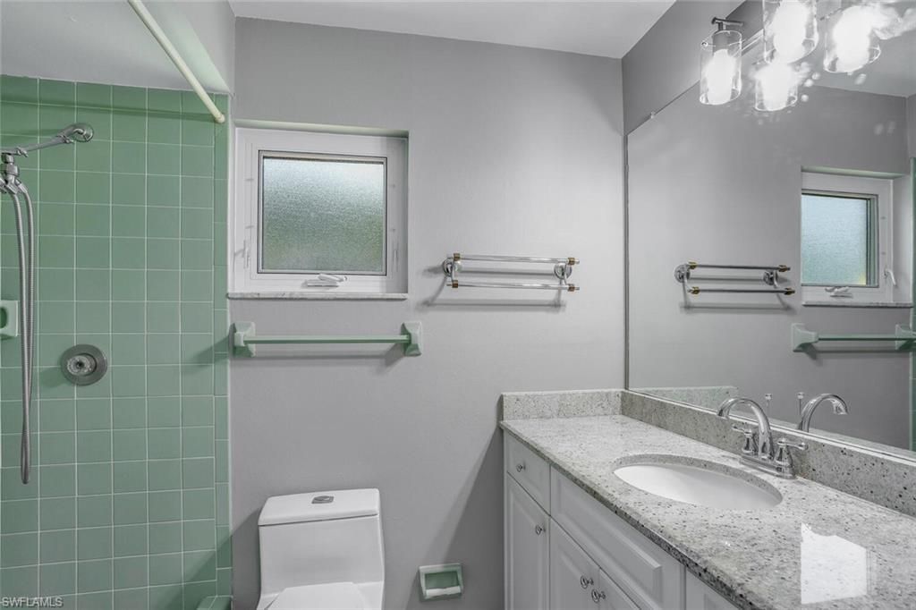 2164 Leisure Ln, Fort Myers, FL 33907 Photo