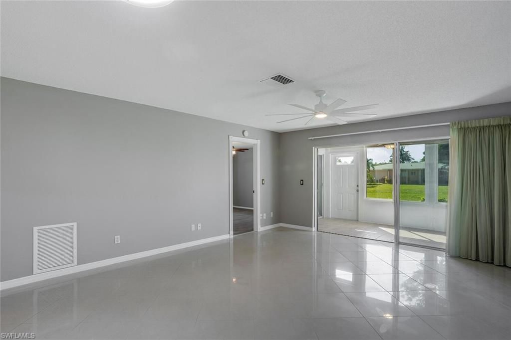 2164 Leisure Ln, Fort Myers, FL 33907 Photo