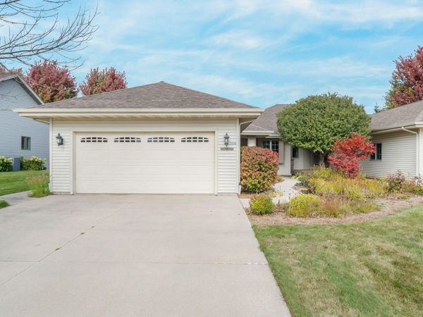 1935 Kaat Ln, Wilson, WI 53081