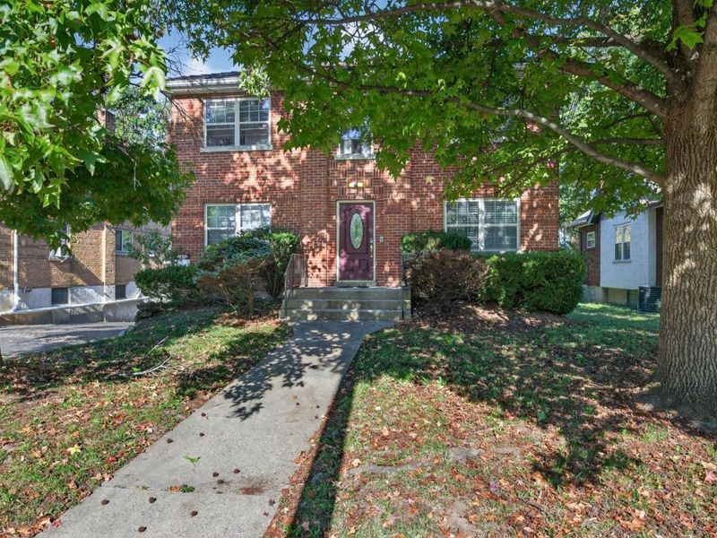5541 Bosworth Place, Cincinnati, OH 45212 Photo 2