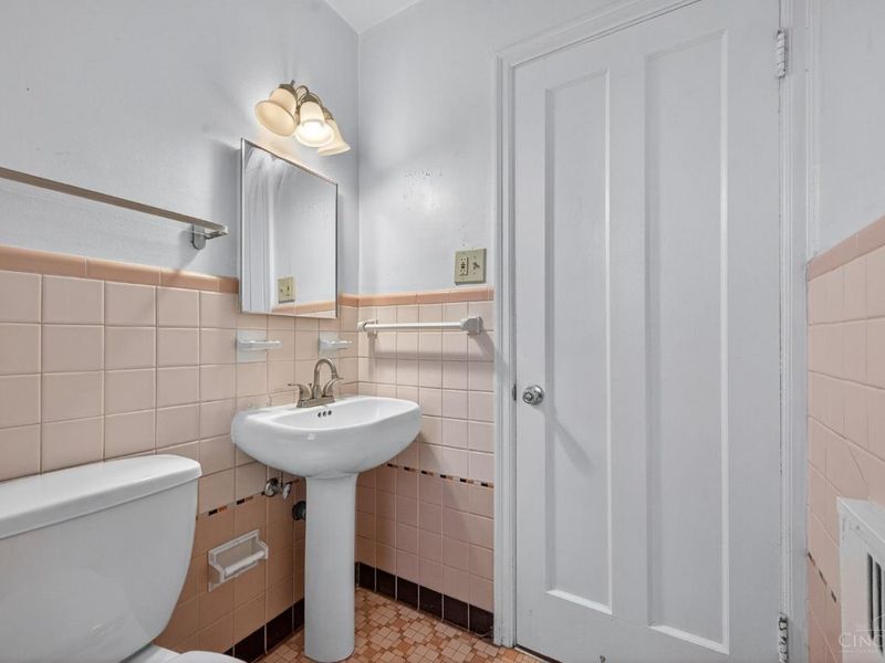 5541 Bosworth Place, Cincinnati, OH 45212 Photo 28