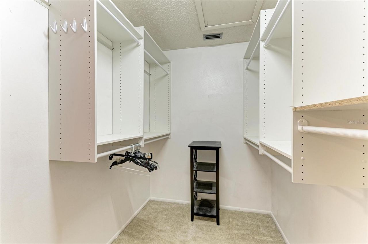 7287 Eleanor Circle, Sarasota, FL 34243 Photo