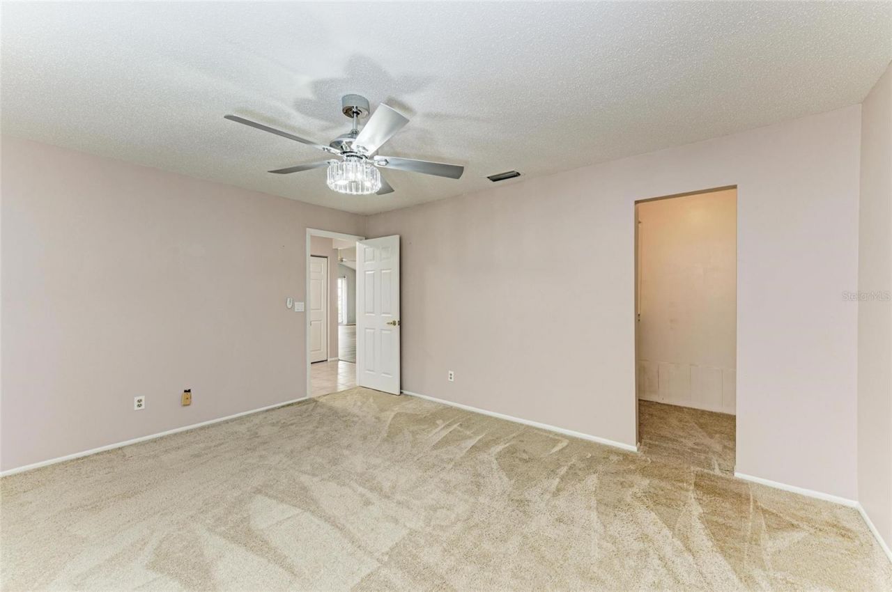 7287 Eleanor Circle, Sarasota, FL 34243 Photo