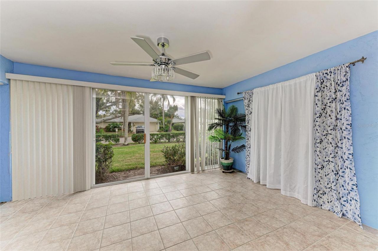 7287 Eleanor Circle, Sarasota, FL 34243 Photo