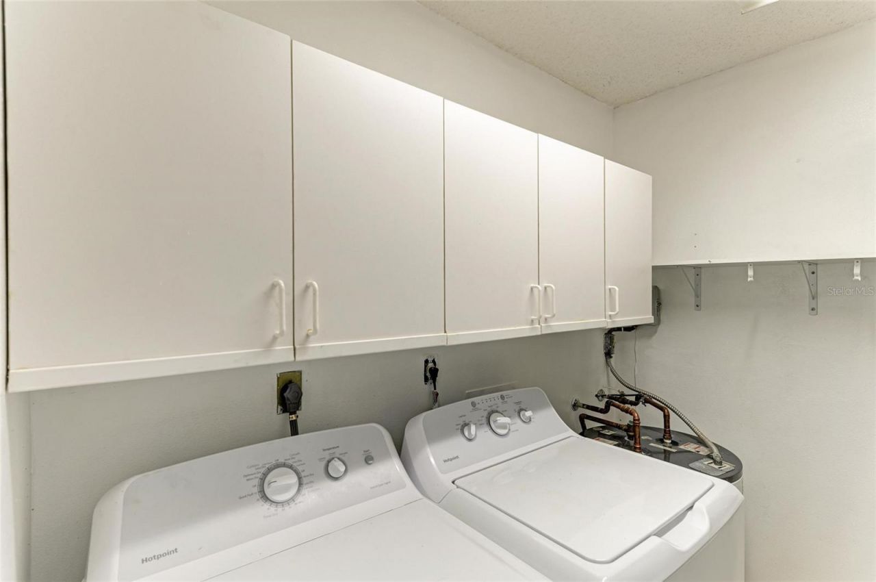 7287 Eleanor Circle, Sarasota, FL 34243 Photo