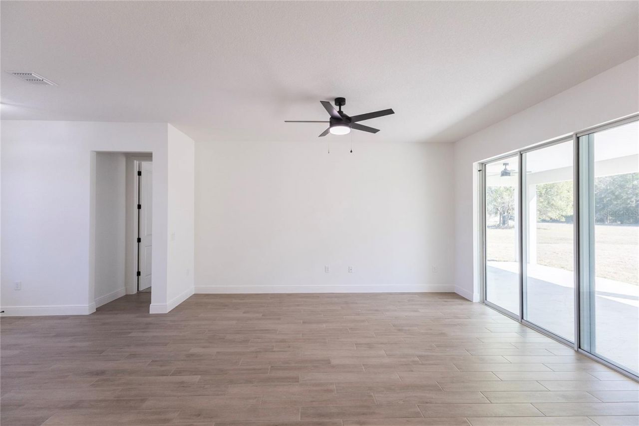 10745 Philips Landing Court, Webster, FL 33597 Photo