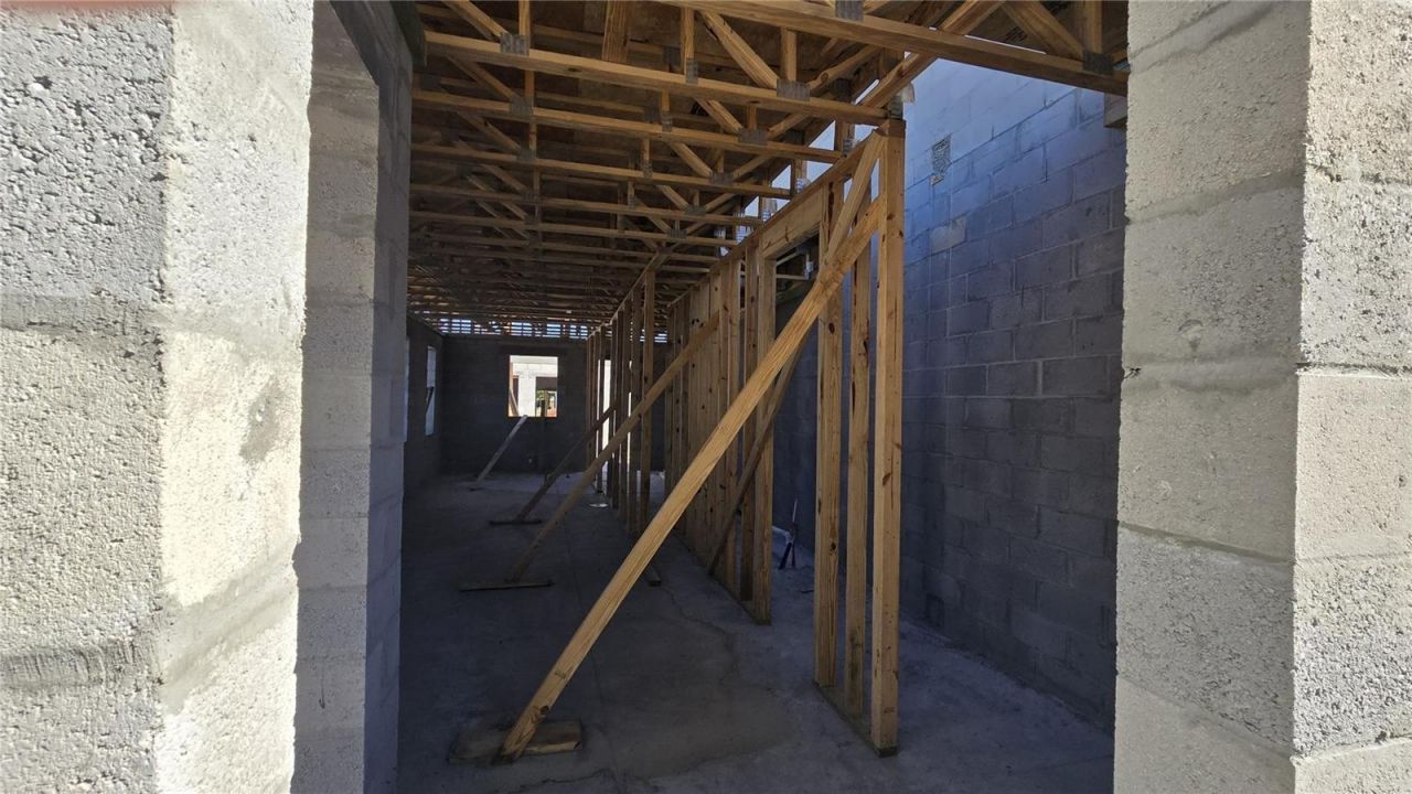 6183 1st Avenue N, Saint Petersburg, FL 33710 Photo