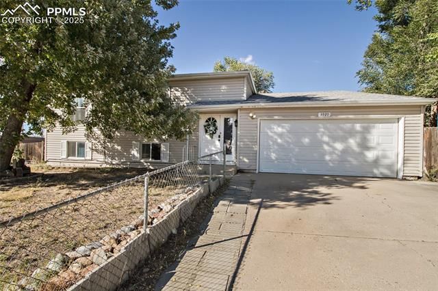 3920 Morley Drive, Colorado Springs, CO 80916 Main Photo