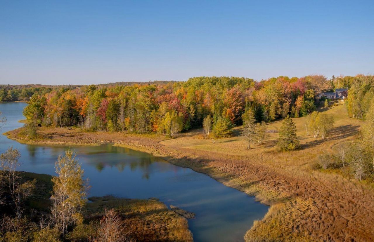 80 Heather Lane, Hancock, ME 04640 Main Photo