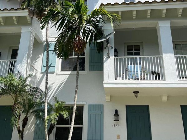 1272 Via Fiume, Boynton Beach, FL 33426