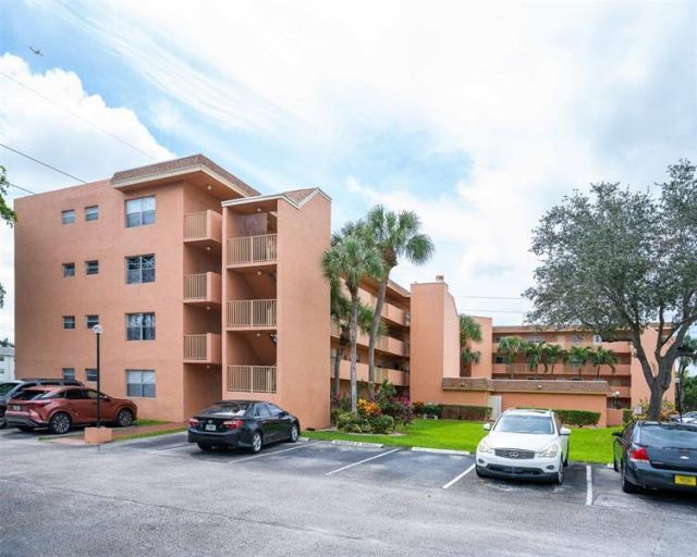 3110 N Pine Island Road, Unit 304, Sunrise, FL 33351 Photo