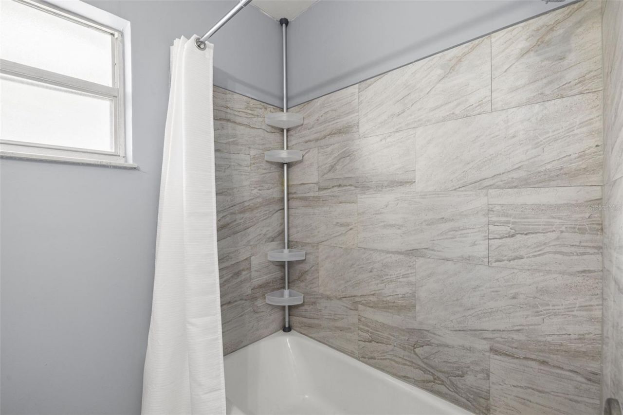 5900 1st Street N, Saint Petersburg, FL 33703 Photo