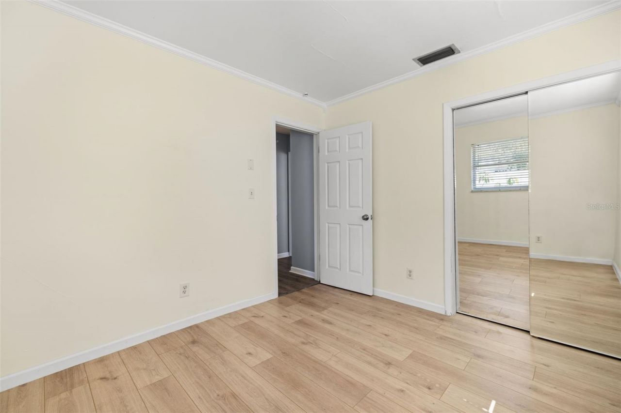 5900 1st Street N, Saint Petersburg, FL 33703 Photo