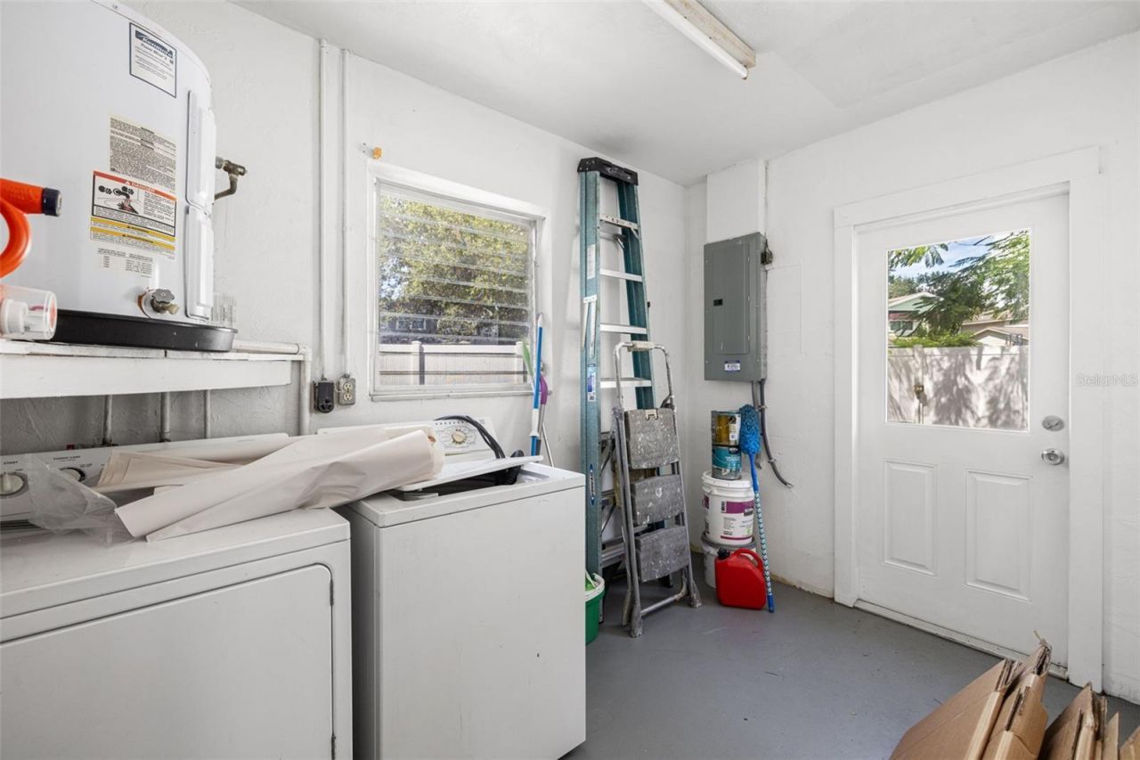 5900 1st Street N, Saint Petersburg, FL 33703 Photo