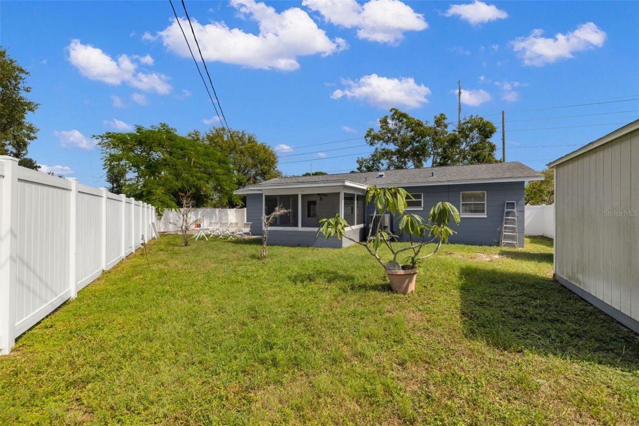 5900 1st Street N, Saint Petersburg, FL 33703 Photo