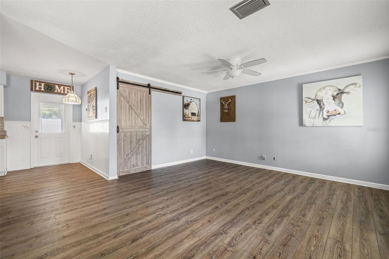 5900 1st Street N, Saint Petersburg, FL 33703 Photo