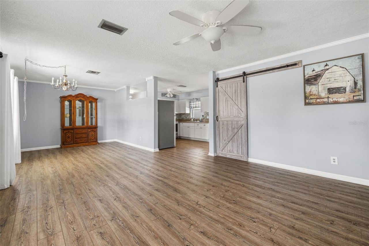 5900 1st Street N, Saint Petersburg, FL 33703 Photo