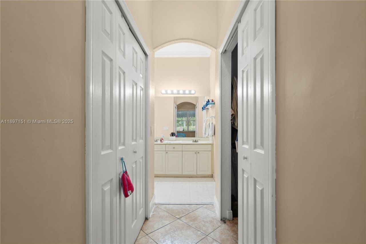 21551 SW 187th Ave, Miami, FL 33187 Photo