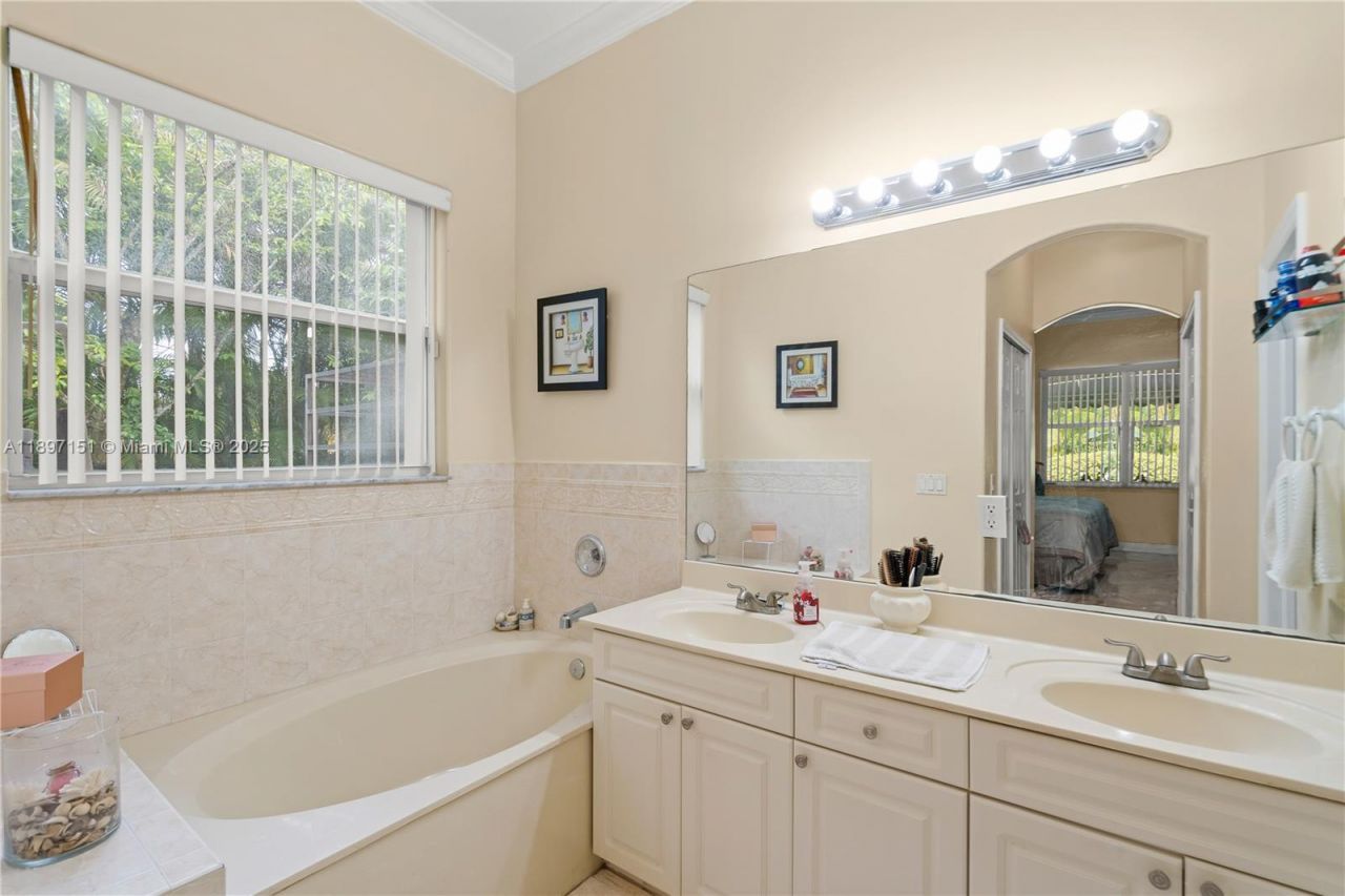 21551 SW 187th Ave, Miami, FL 33187 Photo