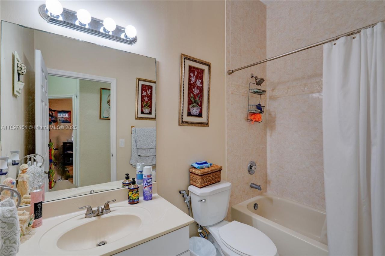 21551 SW 187th Ave, Miami, FL 33187 Photo