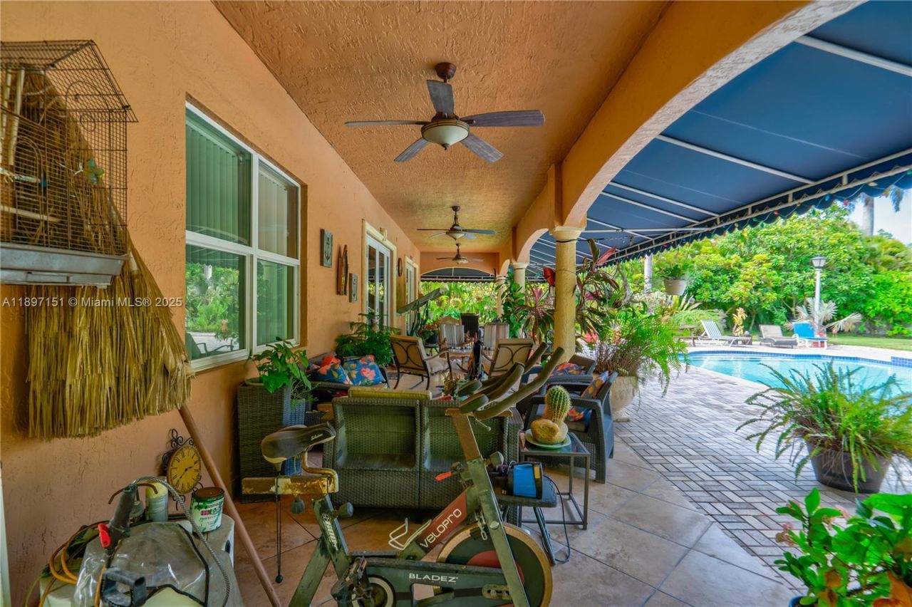 21551 SW 187th Ave, Miami, FL 33187 Photo