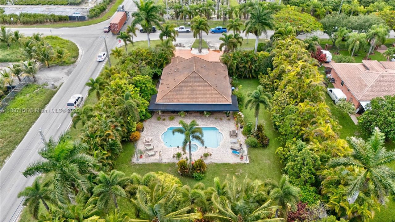 21551 SW 187th Ave, Miami, FL 33187 Photo