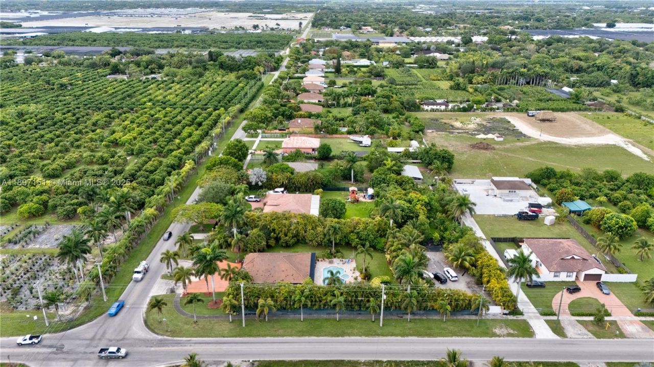 21551 SW 187th Ave, Miami, FL 33187 Photo