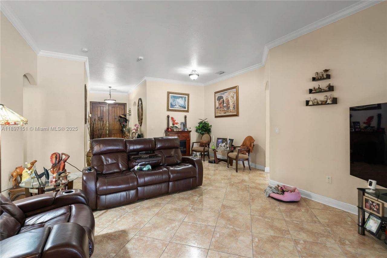 21551 SW 187th Ave, Miami, FL 33187 Photo