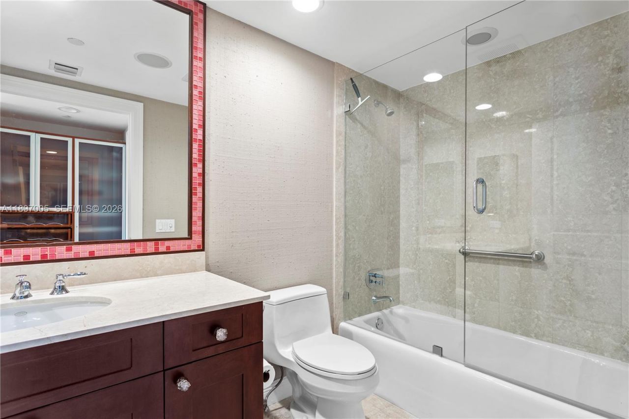 6000 Island Blvd, Unit 2507, Aventura, FL 33160 Photo