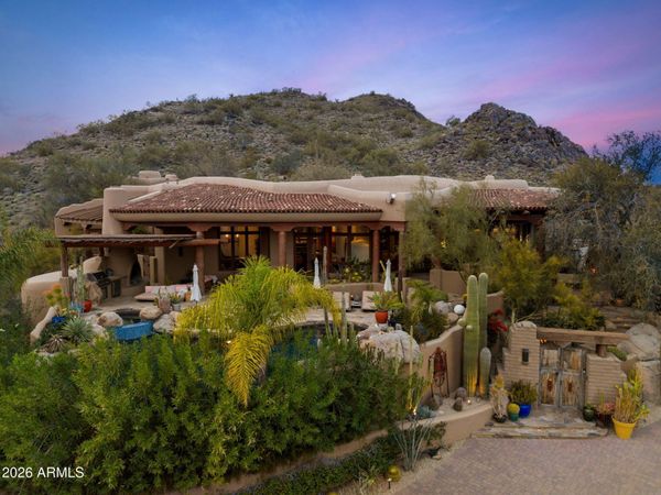 8300 E DIXILETA Drive, Unit 263, Scottsdale, AZ 85266