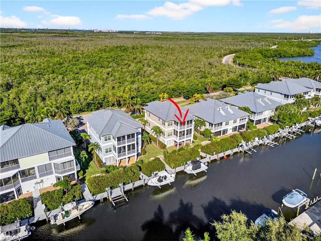 322 Angler Dr, Unit 502, Goodland, FL 34140 Photo